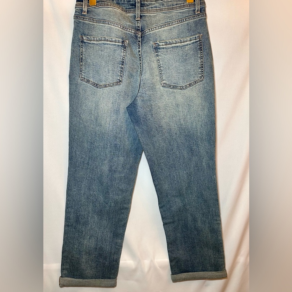 ✨BNWT Time and Tru relaxed boyfriend cropped jeans✨ - Picture 8 of 9